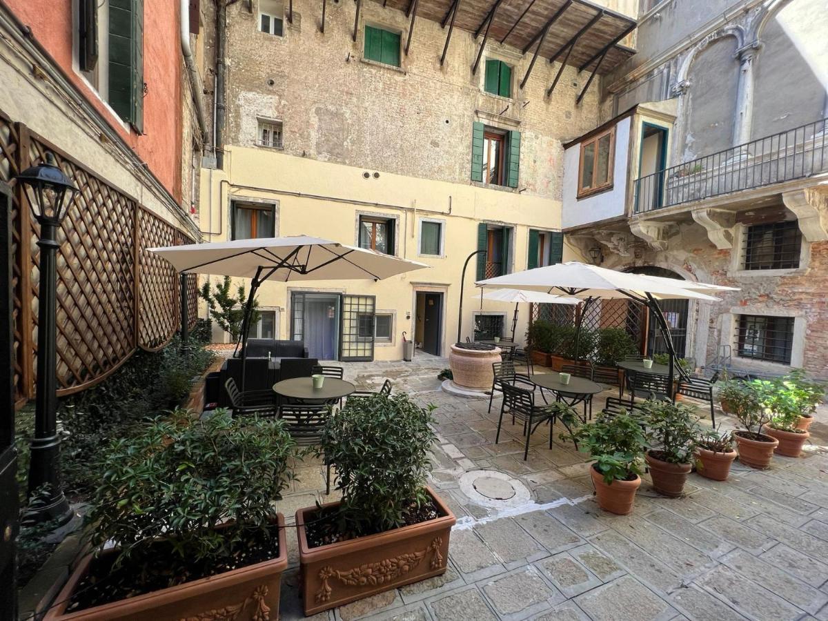 Corte Del Doge Di Rialto 베니스 외부 사진