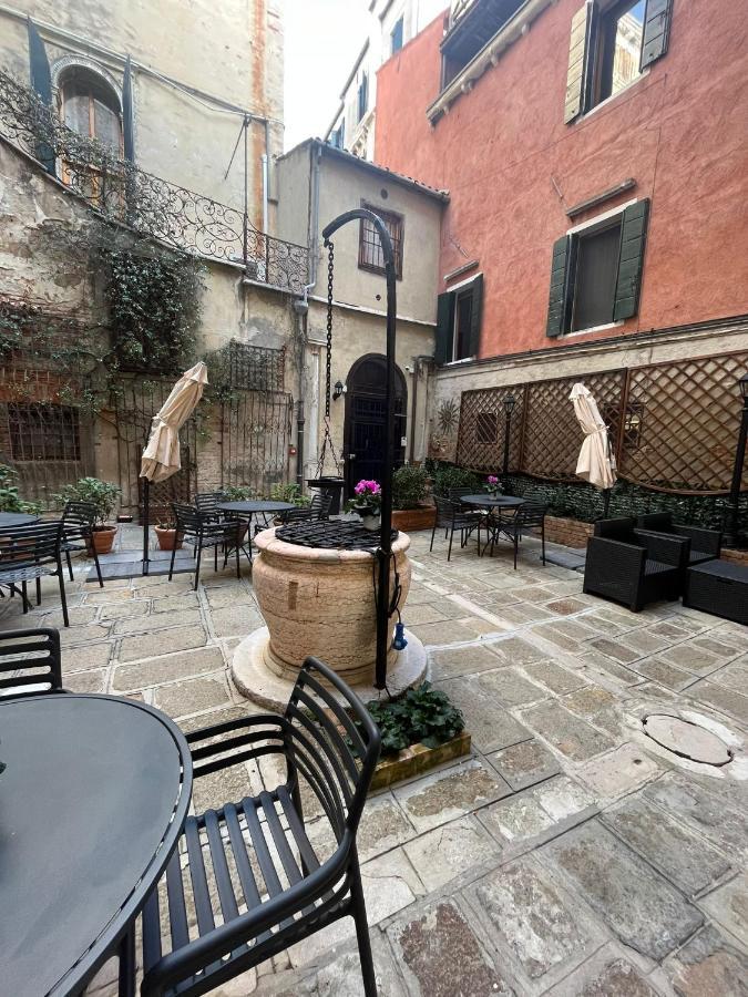 Corte Del Doge Di Rialto 베니스 외부 사진